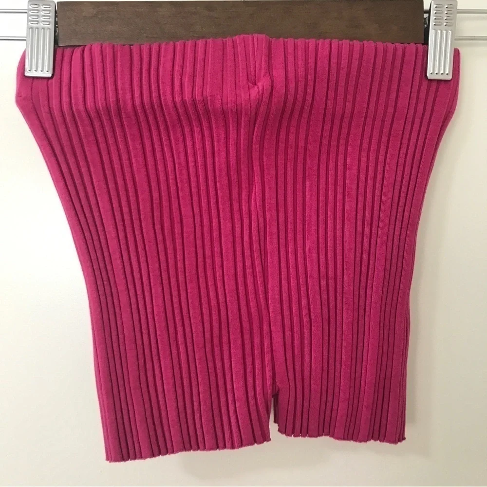 3/$15 Zara hot pink ribbed bodycon textured knit shorts - Picture 3 of 5